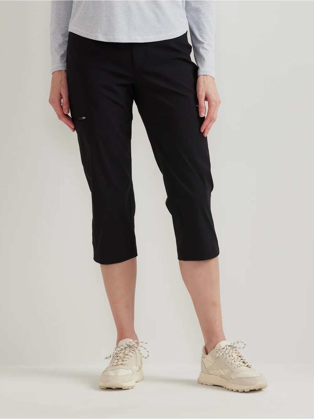 Eddie Bauer Black First Ascent Hiking Capris 10